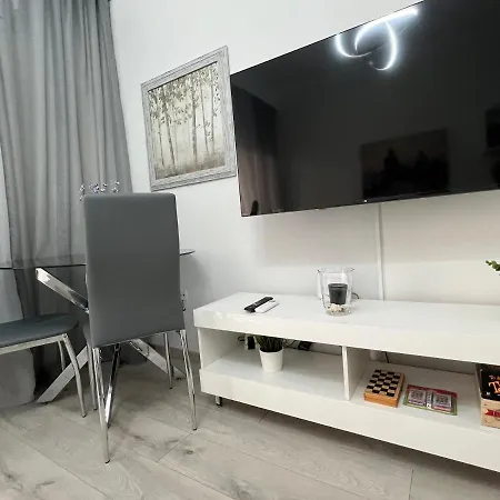 Serres City Center Modern Apartment Exterior photo